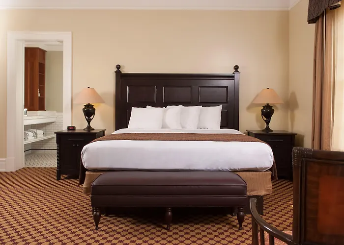 Yellowstone & - Inside The Park Hotel Lake