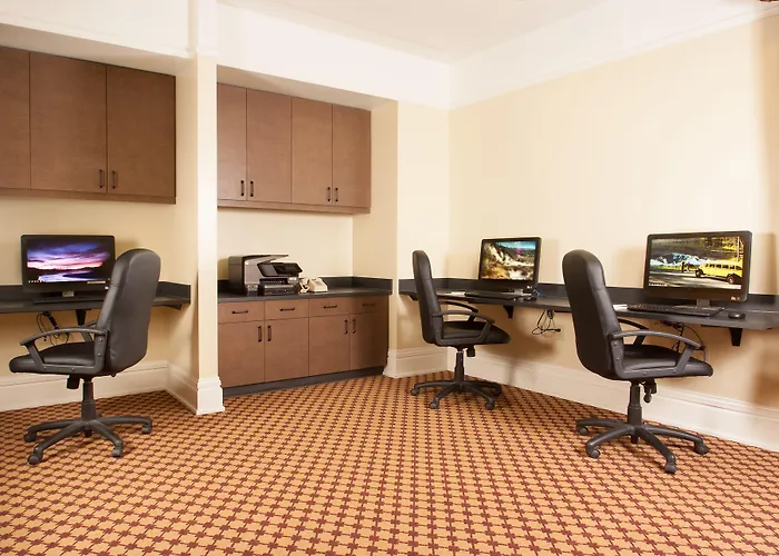 Hotel Yellowstone & - Inside The Park 3*