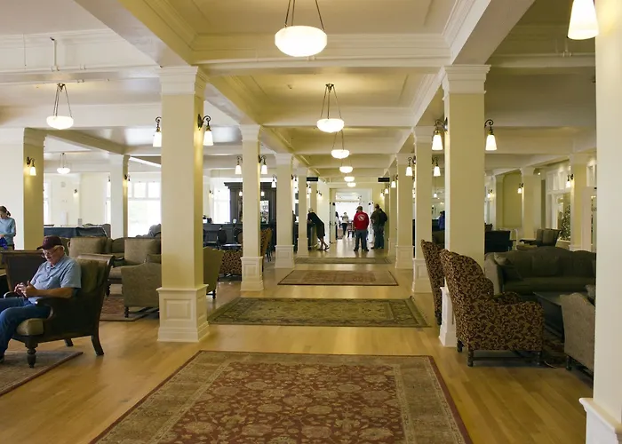 Yellowstone & - Inside The Park 3*