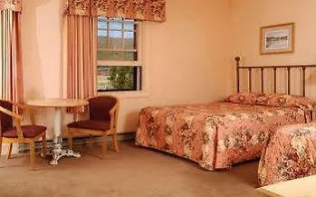 Yellowstone & - Inside The Park Hotel Lake